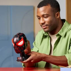 LEGO Super Heroes Le masque de Miles Morales Set 76329