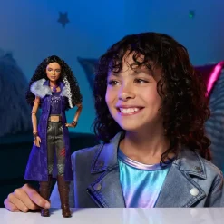 Mattel Poupée mode Willa, Zombies 4 ː L'aube des vampires